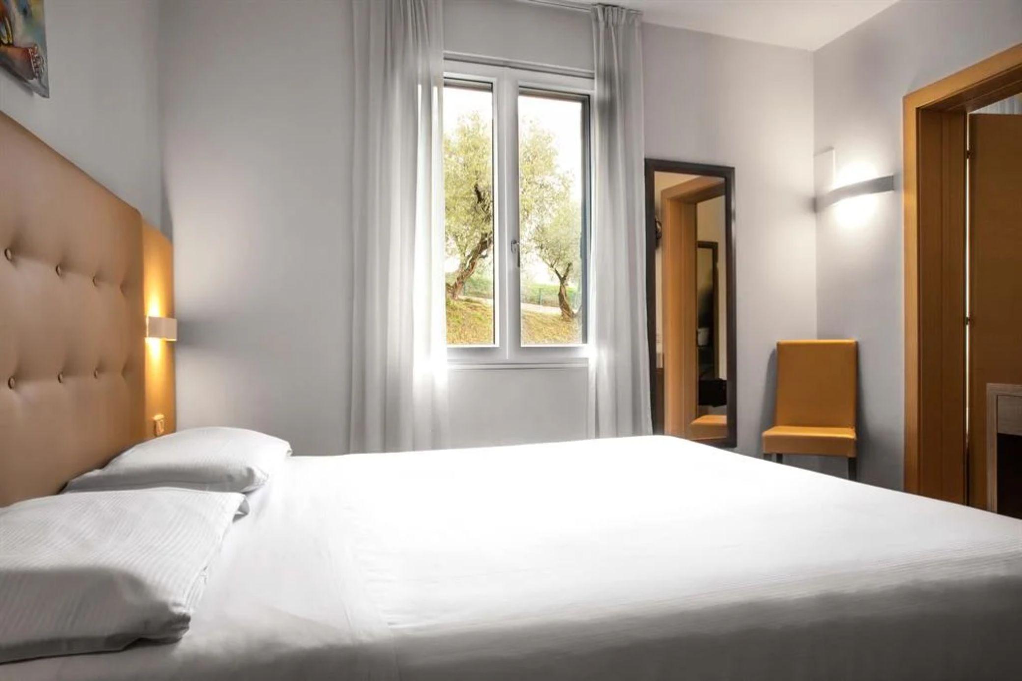 Hotel Belvedere Manerba del Garda Eksteriør bilde